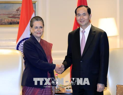 Chủ tịch nước Trần Đại Quang tiếp Nguyên Chủ tịch đảng Quốc đại Sonia Gandi.jpg