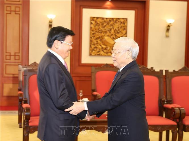 Thủ tướng Lào Thongloun Sisoulith.jpg