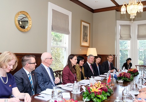 Thủ tướng Nguyễn Xuân Phúc hội đàm với Thủ tướng New Zealand Jacinda Ardern2.jpg