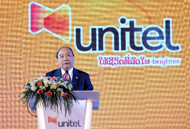 Thủ tướng Nguyễn Xuân Phúc phát biểu tại lễ khai trương.jpg