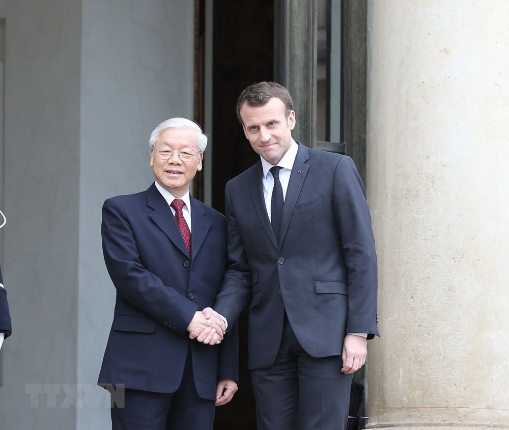 Tổng Bí thư Nguyễn Phú Trọng và Tổng thống Emmanuel Macron.jpg