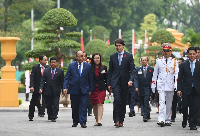 hình ảnh Lễ đón Thủ tướng Canada.jpg